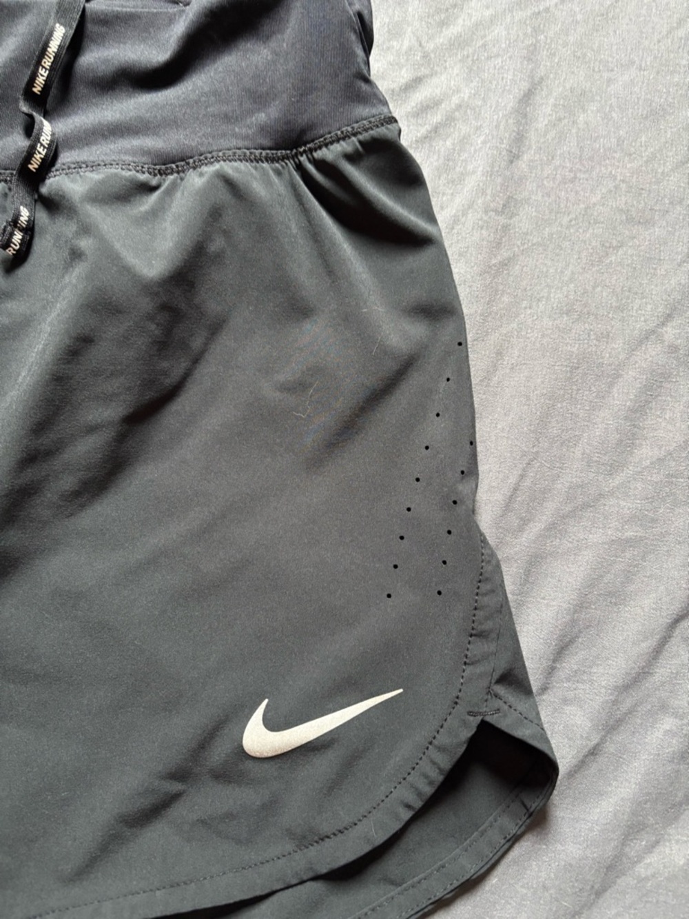 2 pair Nike Eclipse Dri-Fit Shorts 5” Size Small Gray and Black - Picture 7 of 12